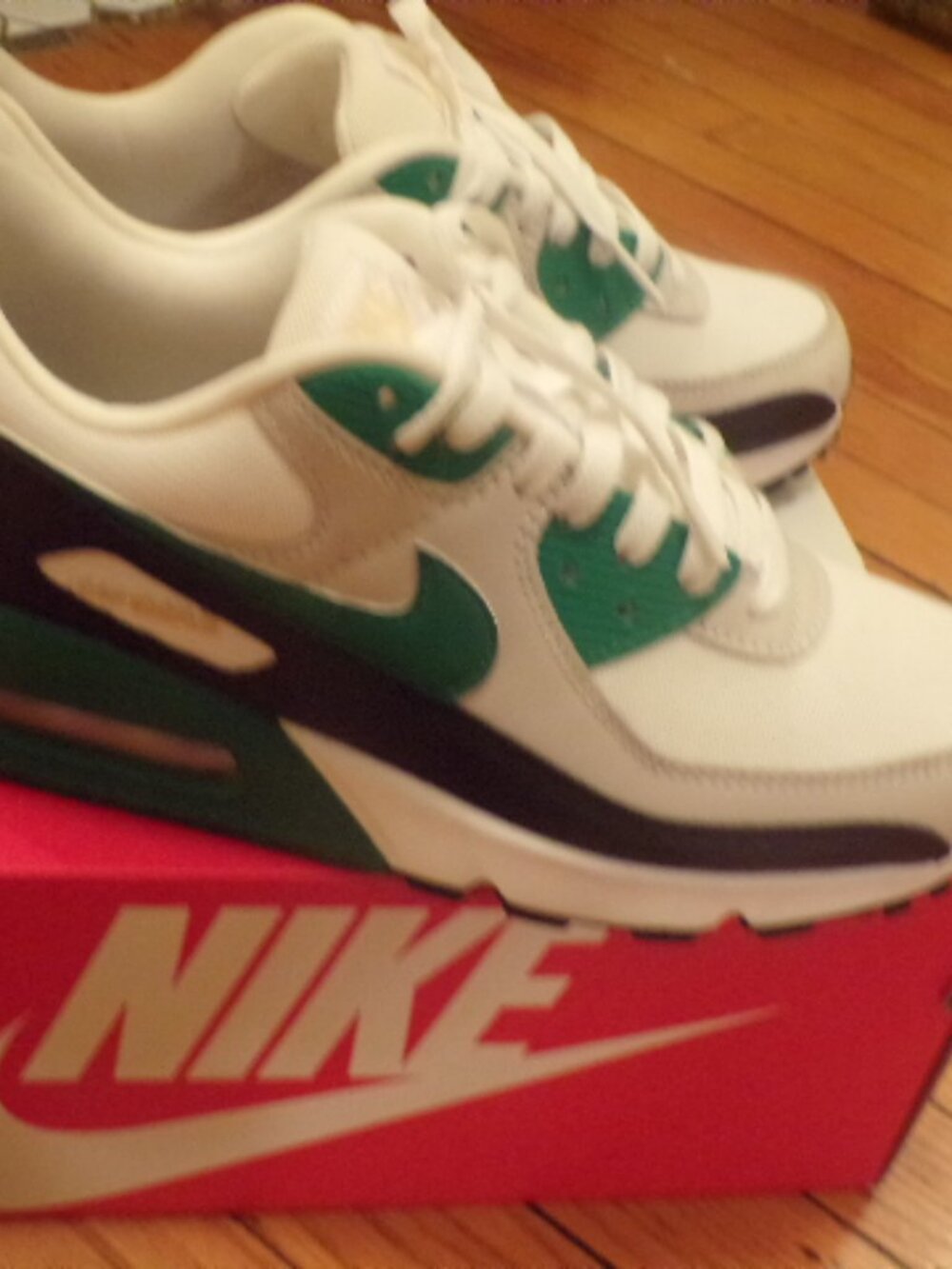 Nike Air Max 90 'Malachite' Men's Size 8 (Eur 41) - Picture 6 of 9